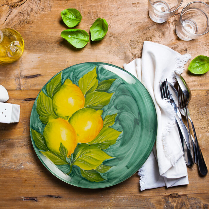 Plate with lemons
