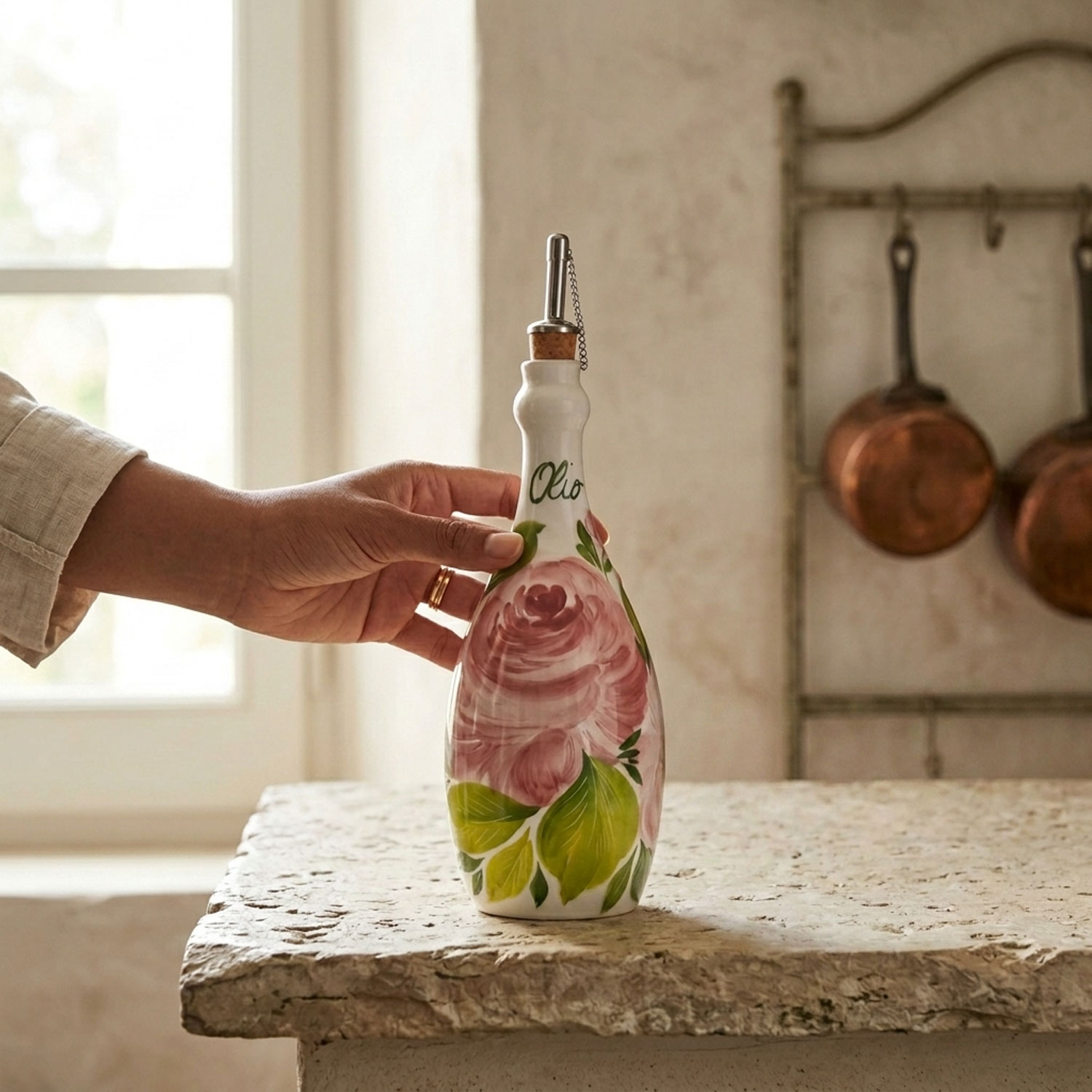 Bottiglia olio in ceramica decorata rose 750 ml