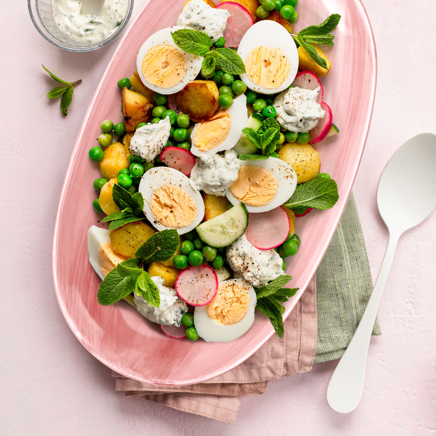 Piatto da portata in ceramica decorata rosa