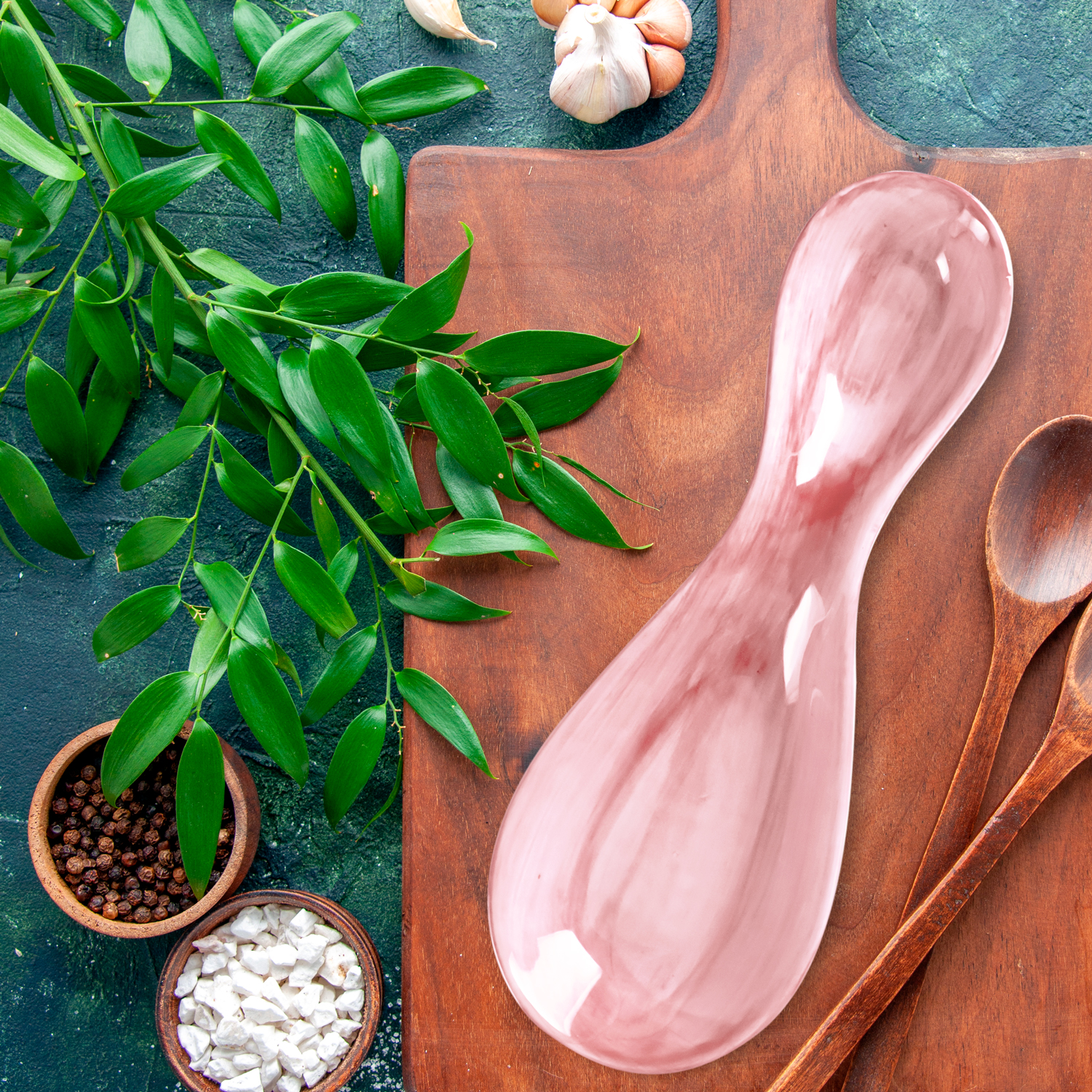 Poggiamestolo in ceramica decorata rosa