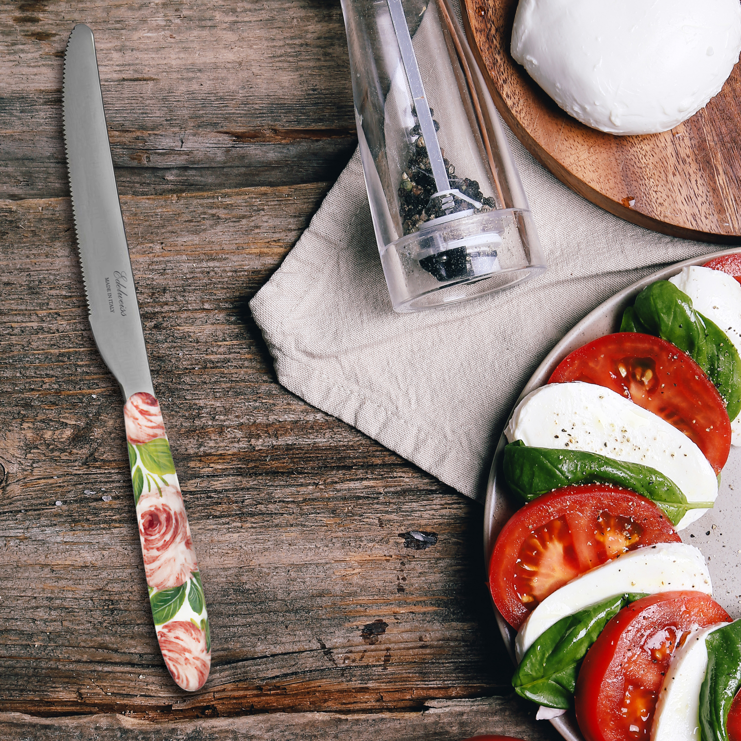 Coltello da tavola con manico decorato rose