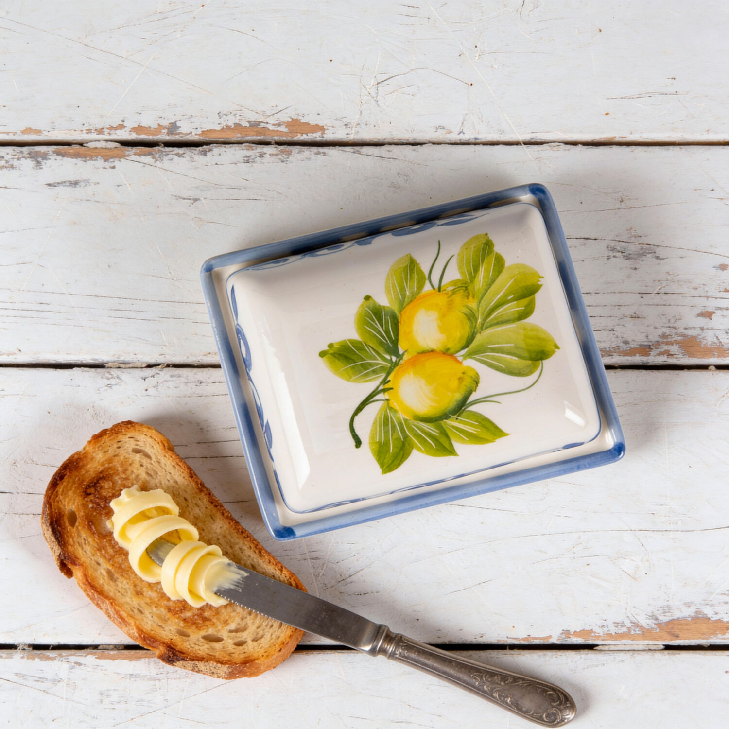 Burriera in ceramica decorata limoni e damascato blu