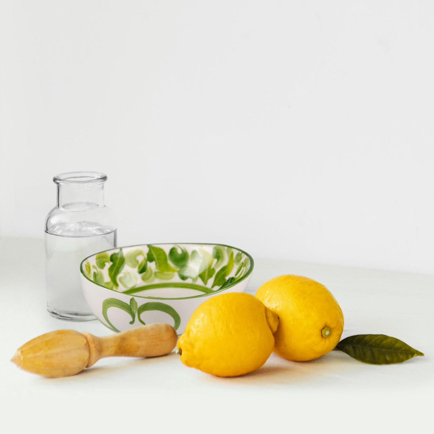 Ciotola in ceramica decorata limoni e damascato verde da 14