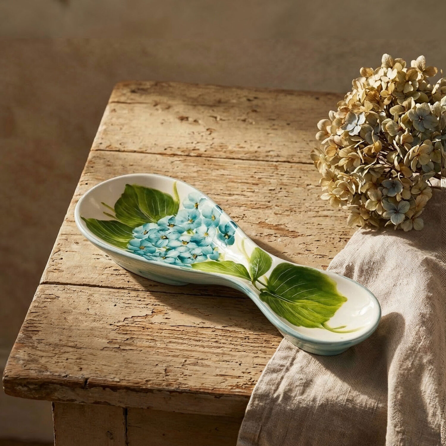 Poggiamestolo Ortensie