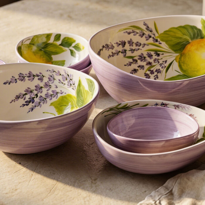 set insalata in ceramica decorata a mano, collezione limoni hand-decorated ceramic salad set, lemon collection Handbemaltes Salatgeschirr aus Keramik, Kollektion „Limoni“ (Zitronen)