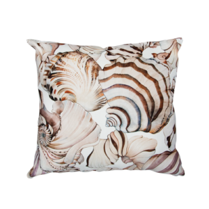 Pillow with seashelss