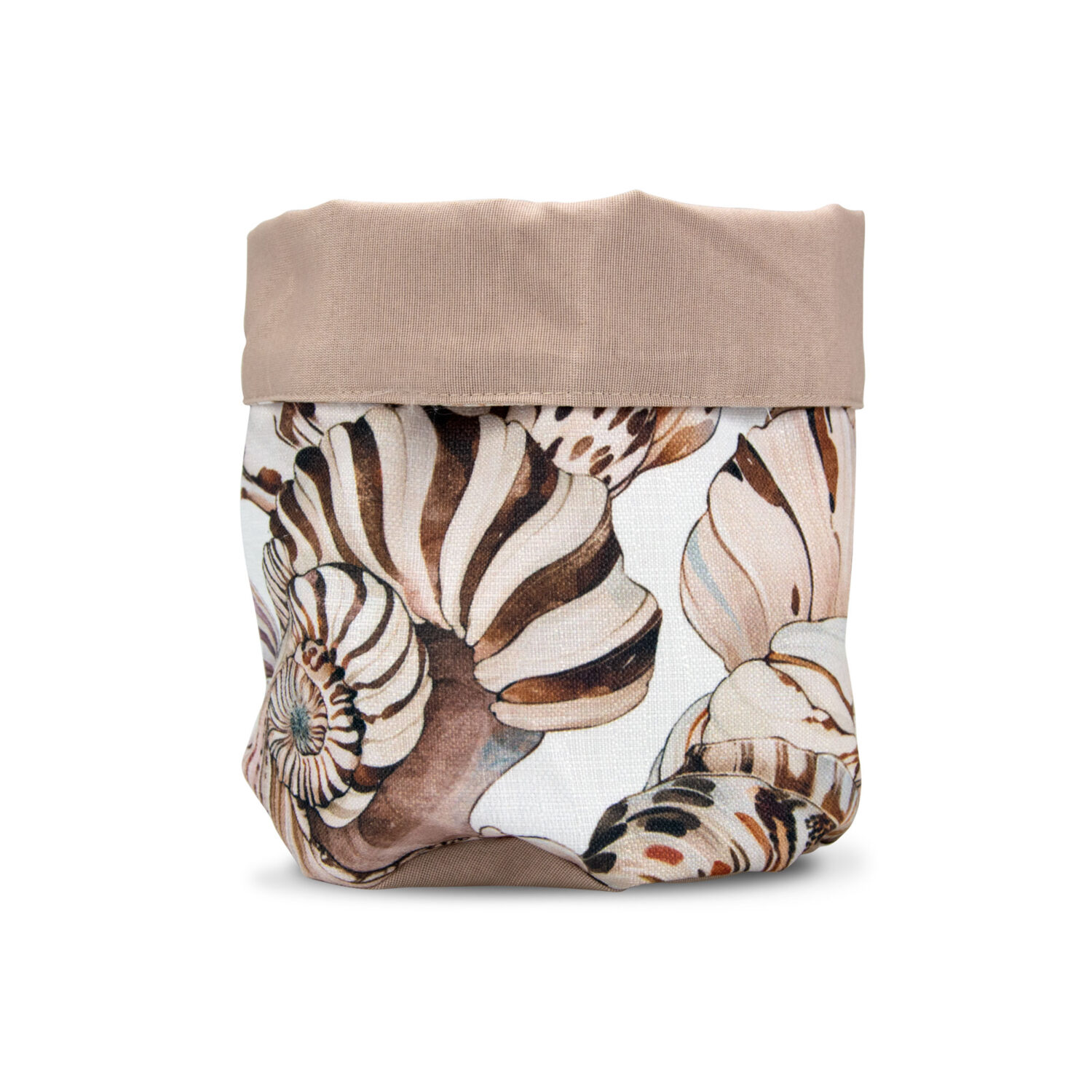 Bread basket with seashells